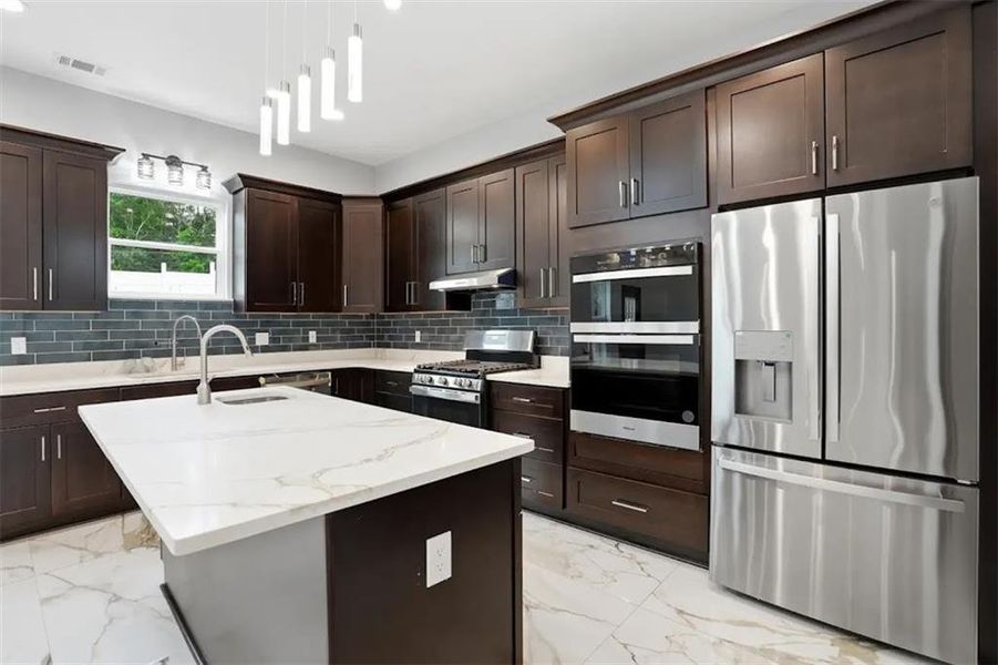 Furnished interior view inside a new home in , Grayson (Image 10).