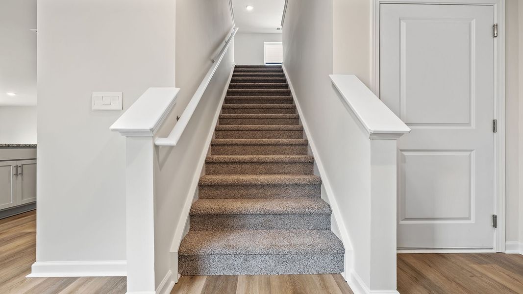 Spacious, unfurnished interior of a new home in Durbin Meadows, Fountain Inn (Image 17).