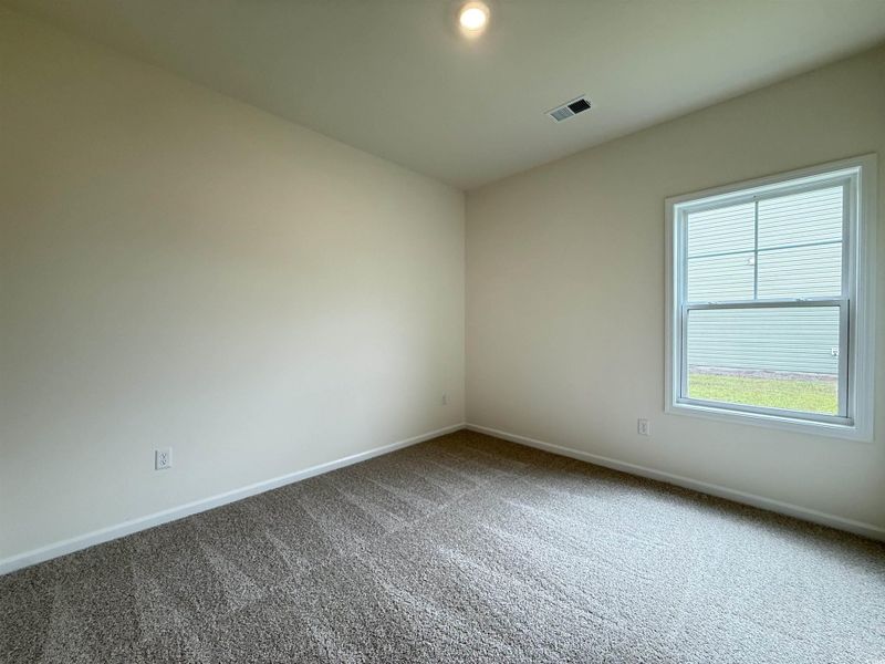 Spacious, unfurnished interior of a new home in Beach Gardens, Conway (Image 20).