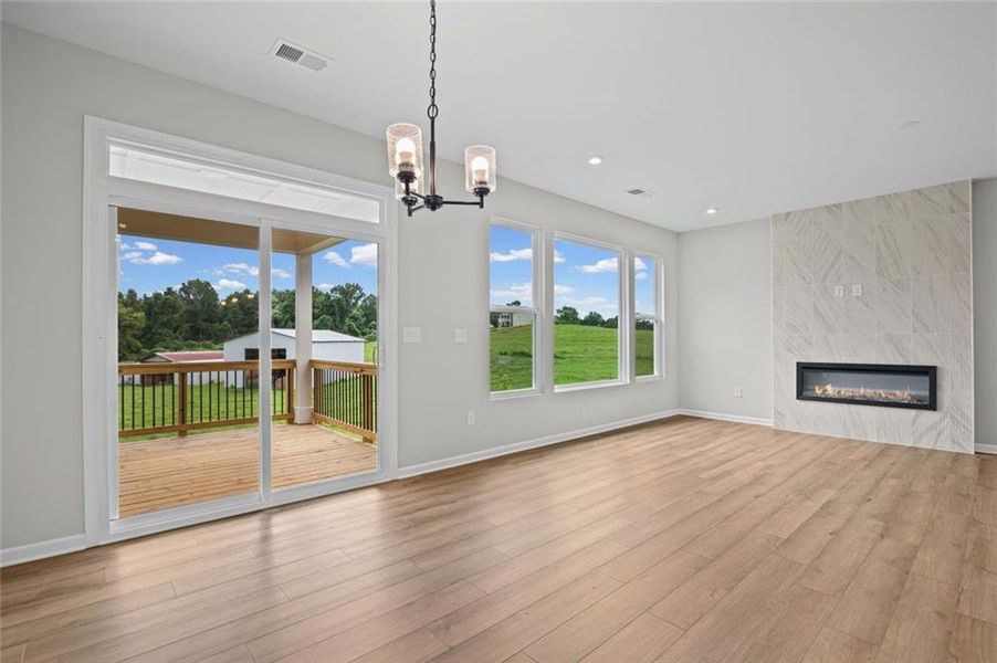 Spacious, unfurnished interior of a new home in Laurel Farms, Dallas (Image 29). Spacious, unfurnished interior of a new home in Laurel Farms, Dallas (Image 29).