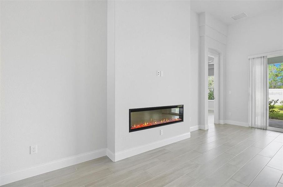 Spacious, unfurnished interior of a new home in Marina Del Palma, Palm Coast (Image 17).