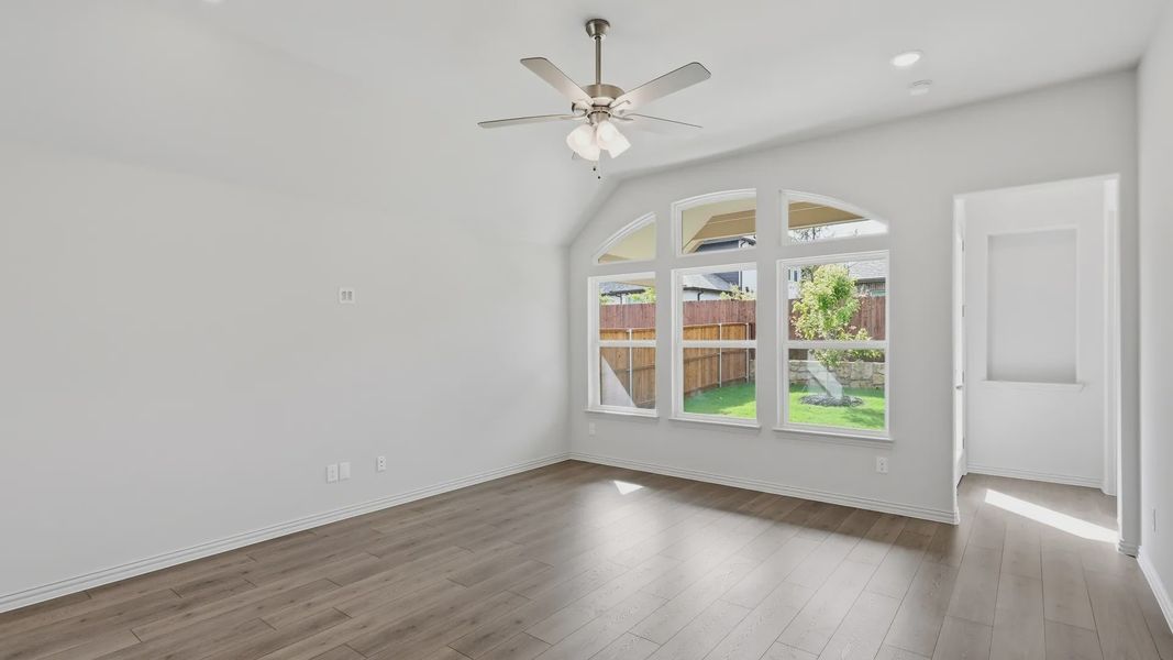 Furnished interior view inside a new home in Thompson Farms, Van Alstyne (Image 25).