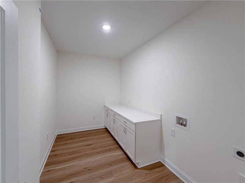 Spacious, unfurnished interior of a new home in Ashbury Commons, Powder Springs (Image 20).
