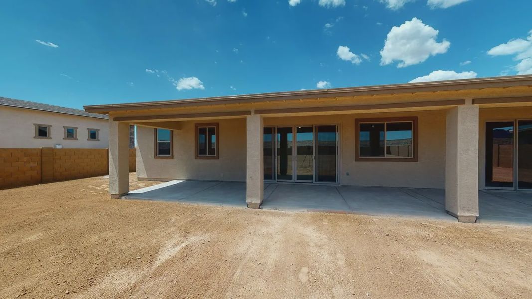 Representative exterior details of a home built from the 201 by Elliott Homes in Las Barrancas, Yuma (Image 4).