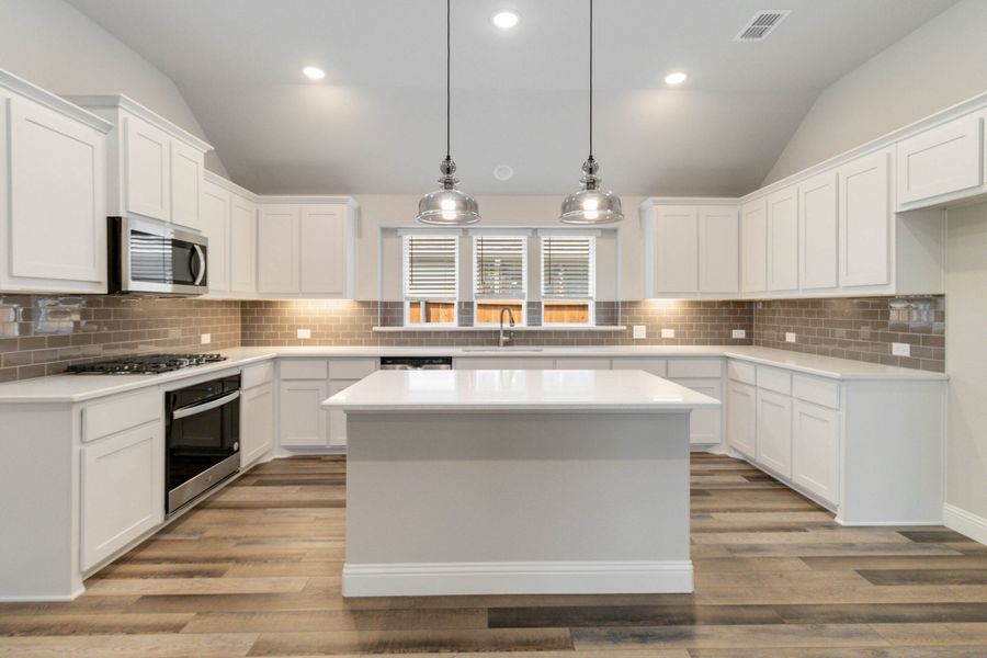 Representative furnished interior of a home built from the McKinney by Pacesetter Homes in Creekview Meadows, Pilot Point (Image 5).