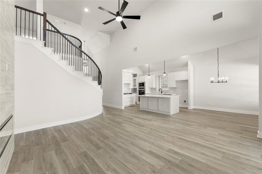 14. 1518 Teton - Family (3) 14. 1518 Teton - Family (3)