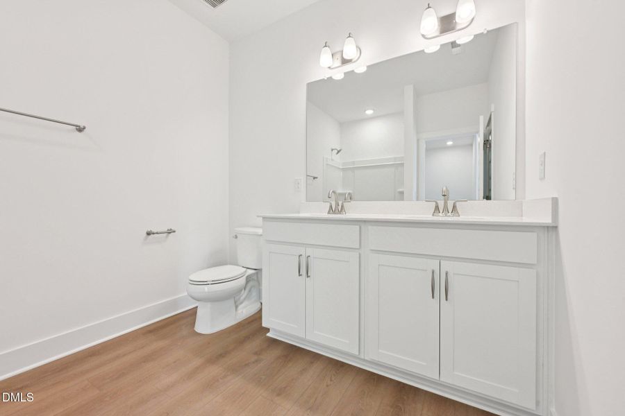 31-web-or-mls-Dunzo Dr-S1203-031