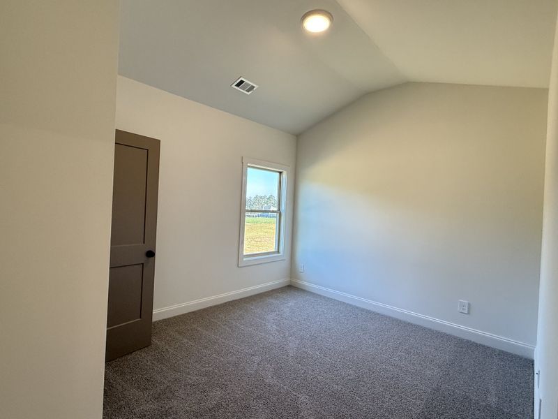 Spacious, unfurnished interior of a new home in The Reserve at Reidsboro, Williamson (Image 23).