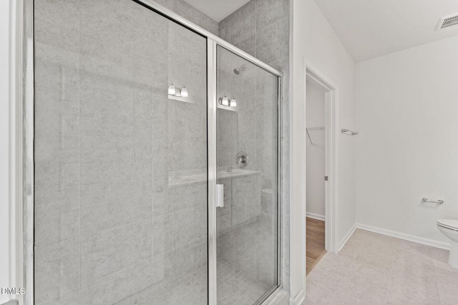 22-Primary Bath HHHunt Homes