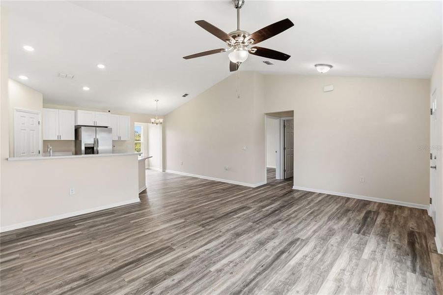 Spacious, unfurnished interior of a new home in , Deltona (Image 15).