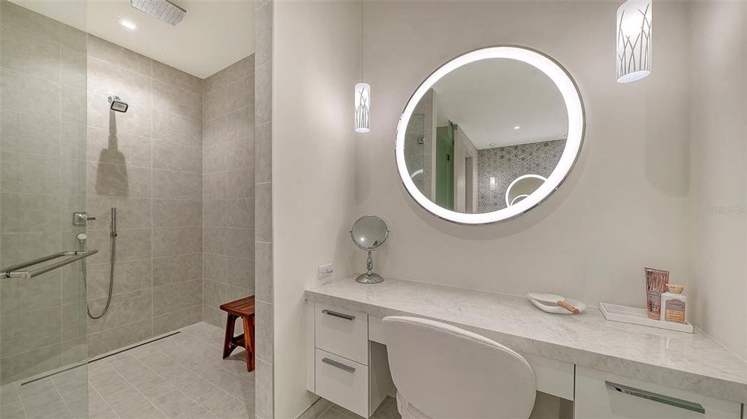 Furnished interior view inside a new home in , Longboat Key (Image 43).