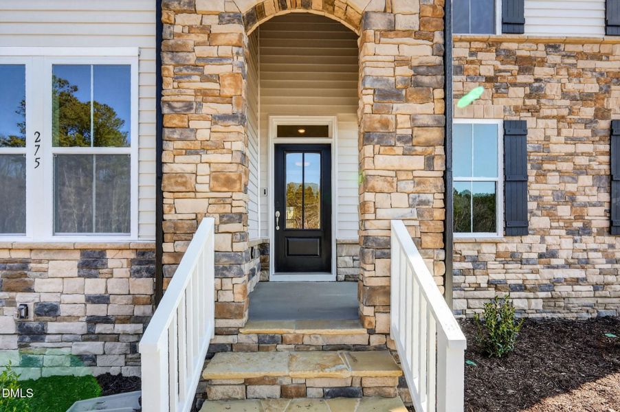 DC 125 Selma French Country-04