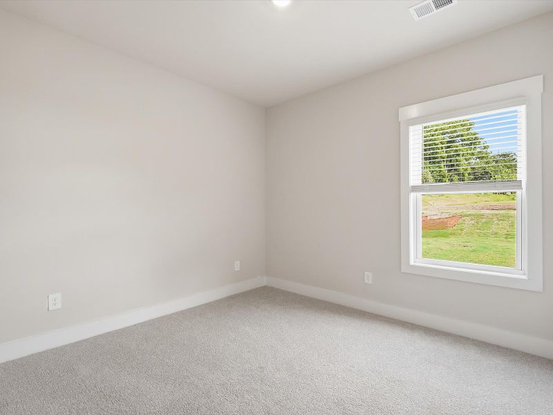 Spacious, unfurnished interior of a new home in Crossing at Abner Creek, Greer (Image 20). Spacious, unfurnished interior of a new home in Crossing at Abner Creek, Greer (Image 20).