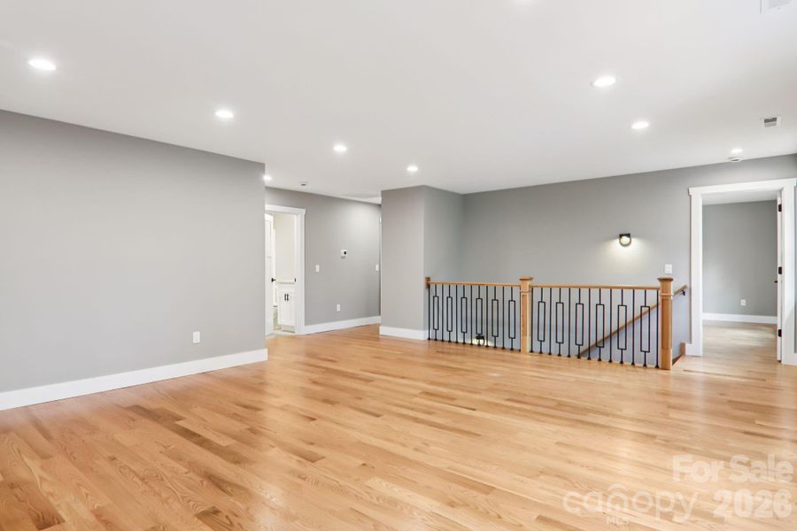 Spacious, unfurnished interior of a new home in , Hendersonville (Image 37).