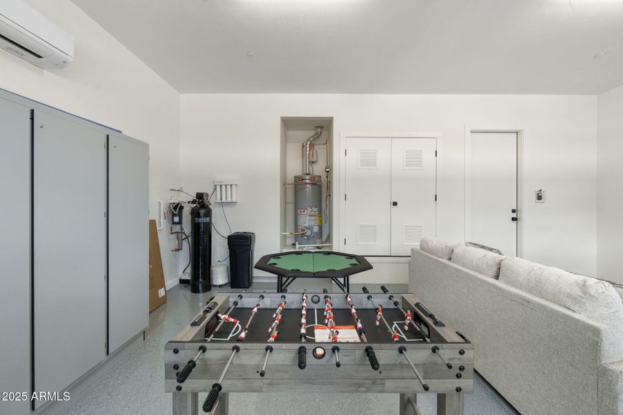 Garage or Game Room 4 Garage or Game Room 4