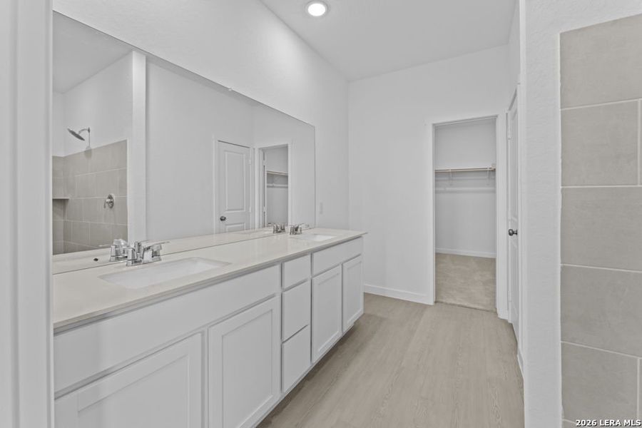 Furnished interior view inside a new home in Espada, San Antonio (Image 7).