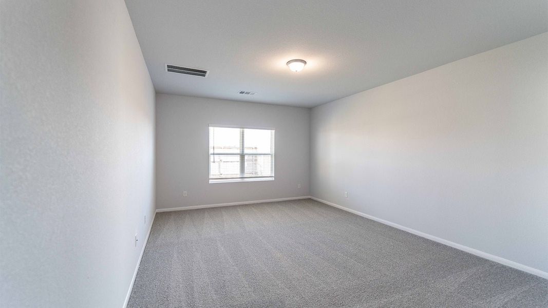 Spacious, unfurnished interior of a new home in Briarwood, Elgin (Image 42).