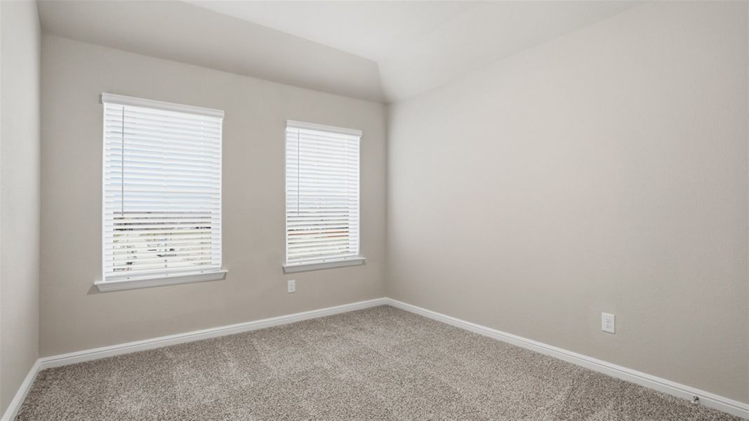 Spacious, unfurnished interior of a new home in Eden Ranch, Arlington (Image 22).