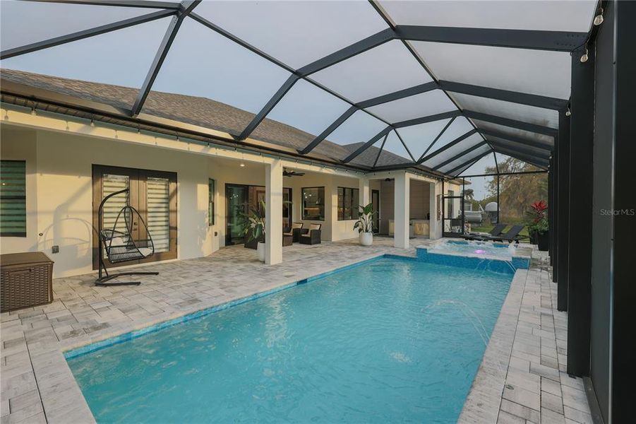 Exterior details and patio area of a home in , Port Charlotte (Image 22).