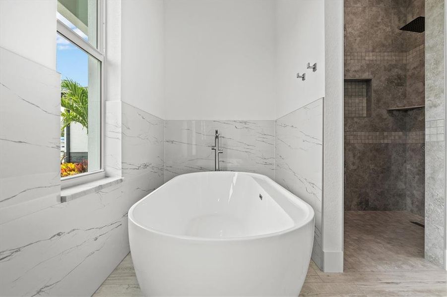 Furnished interior view inside a new home in , Englewood (Image 9).