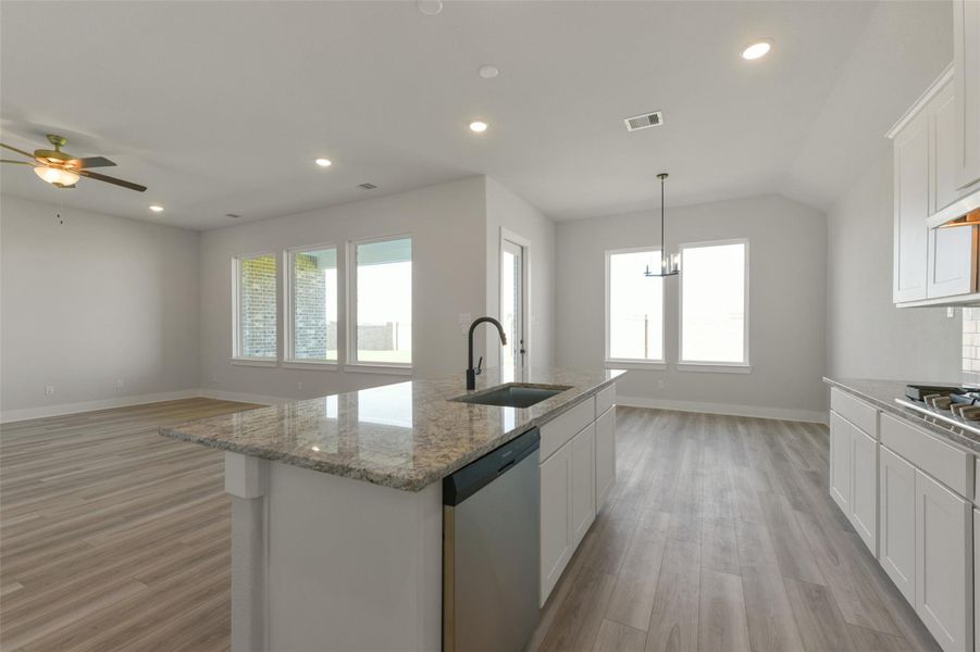 Furnished interior view inside a new home in Lago Mar, Texas City (Image 7).
