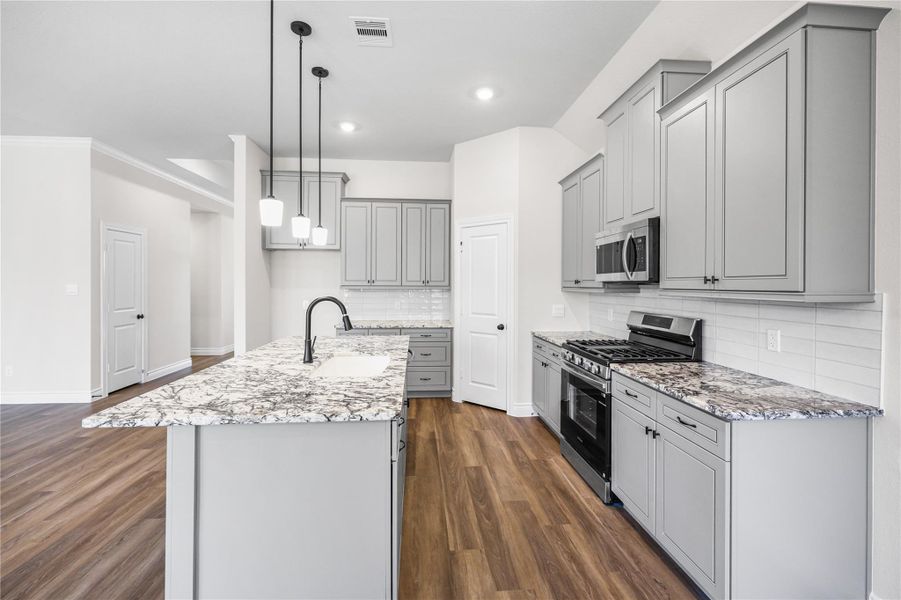 Furnished interior view inside a new home in Lexington Heights, Willis (Image 29). Furnished interior view inside a new home in Lexington Heights, Willis (Image 29).
