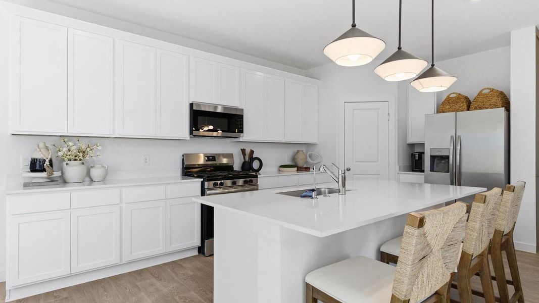 *All images, rooms measurements are approximate. All information, including pricing, is subject to change.