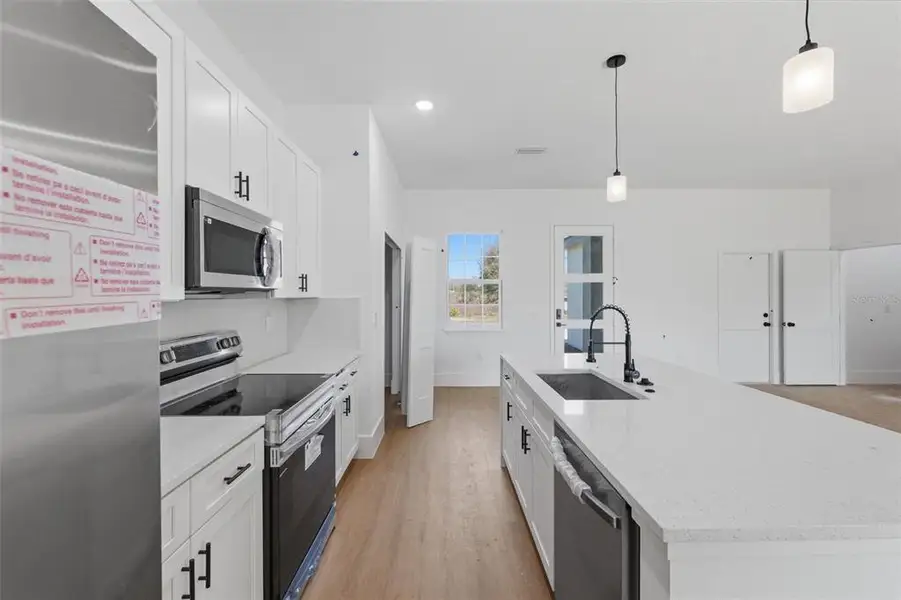 Furnished interior view inside a new home in , Ocala (Image 8).