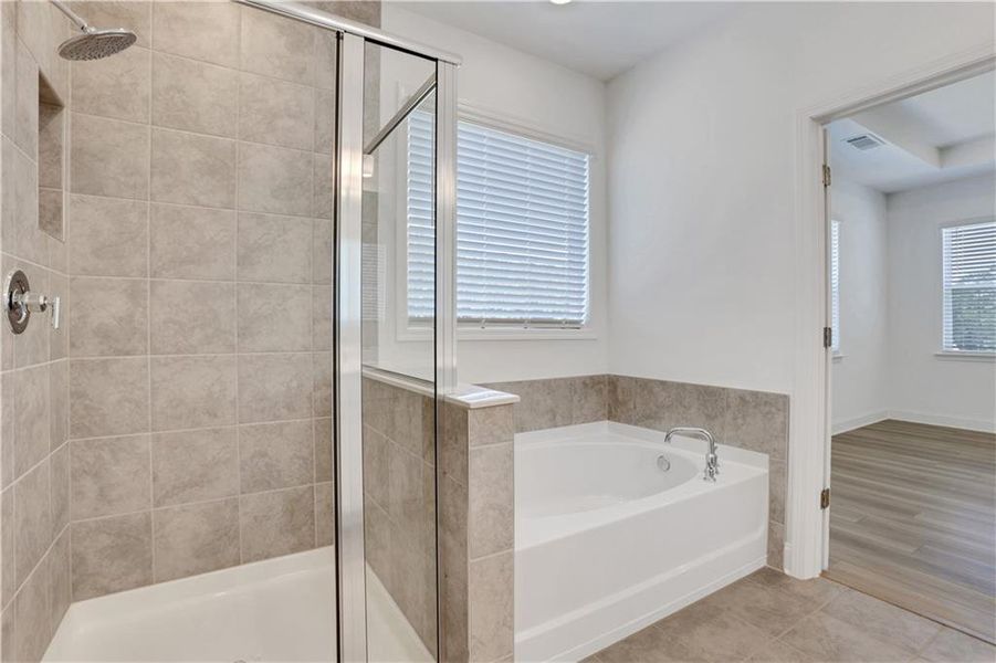 Furnished interior view inside a new home in Bailey Fence, Dacula (Image 7).