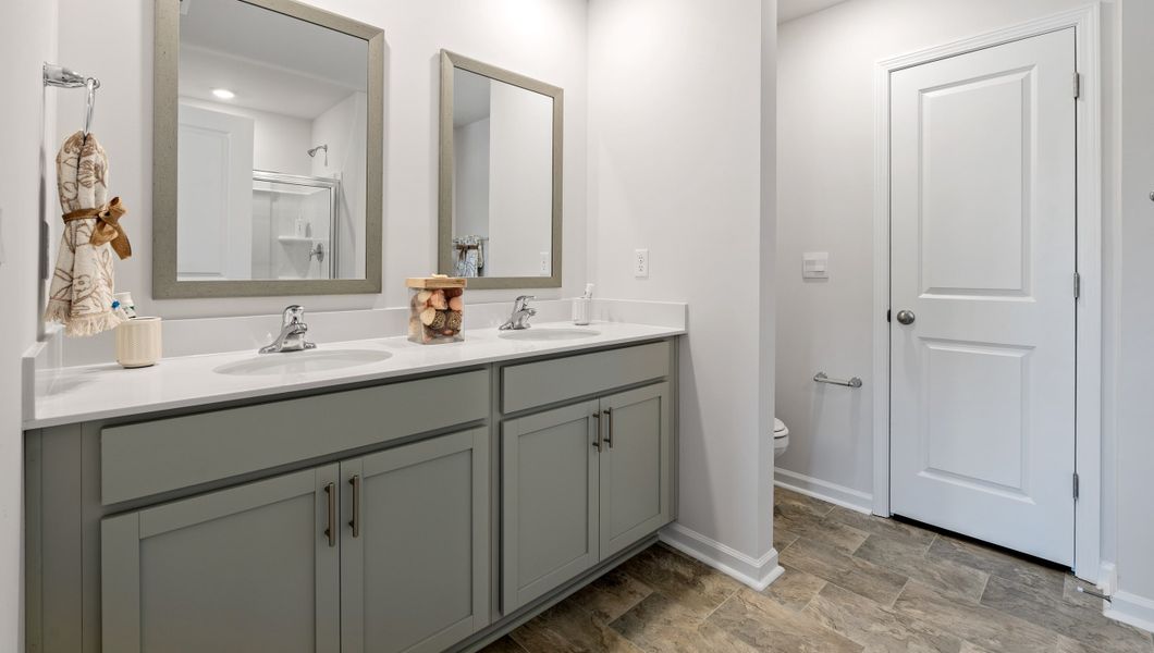 Furnished interior view inside a new home in Tanglewood Townes, Greenville (Image 28).