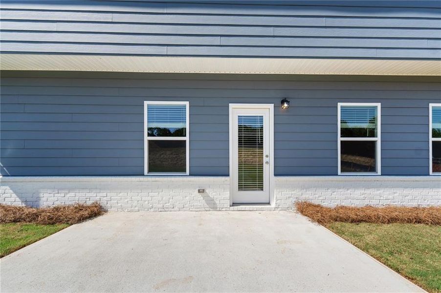 Exterior details and patio area of a home in Conner Springs, Social Circle (Image 4). Exterior details and patio area of a home in Conner Springs, Social Circle (Image 4).