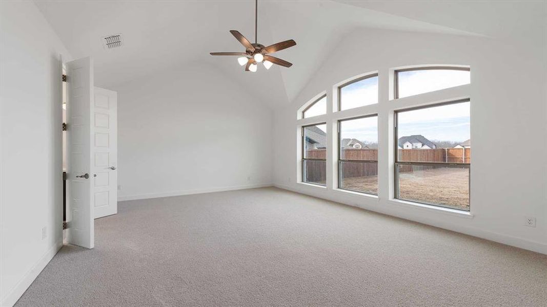 Spacious, unfurnished interior of a new home in Sonoma Verde, McLendon-Chisholm (Image 23).