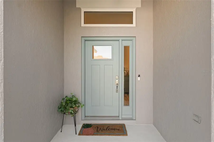 Exterior details and patio area of a home in , The Villages (Image 4).