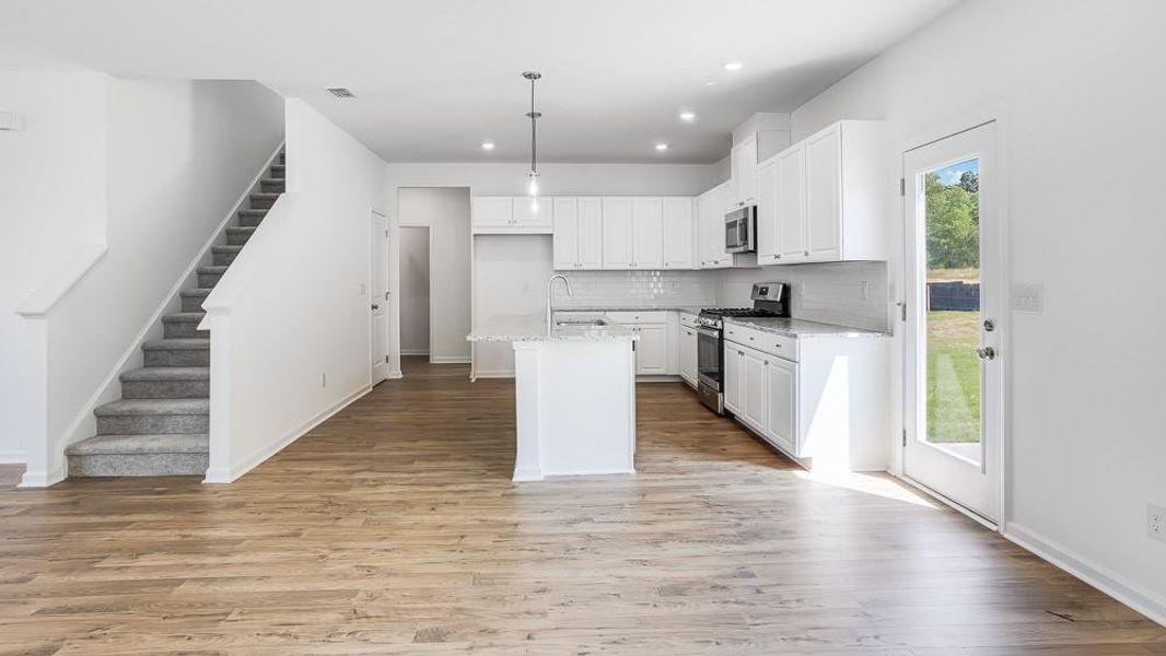 Image 35 of a home in Heritage River.