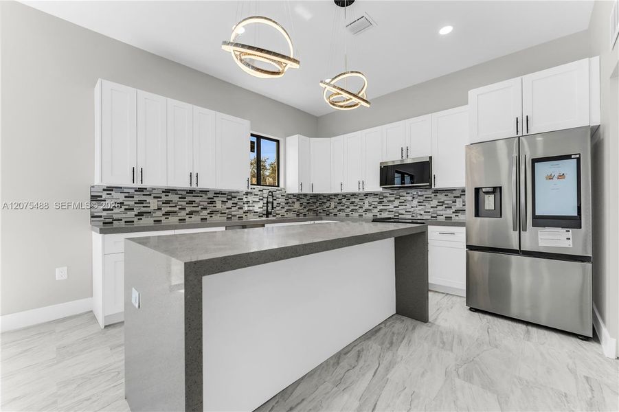 Furnished interior view inside a new home in , Fort Lauderdale (Image 5).