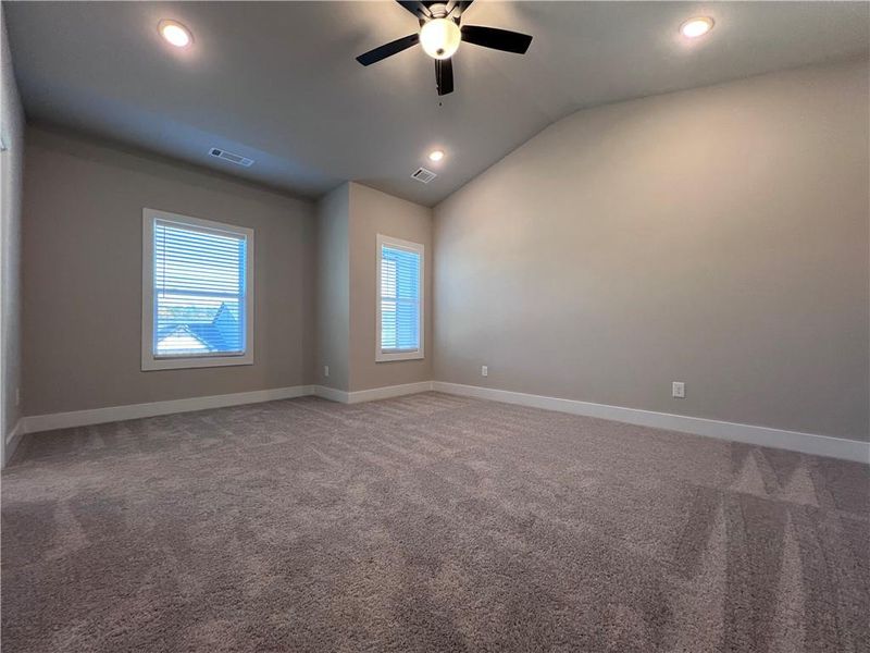 Spacious, unfurnished interior of a new home in , Tucker (Image 24).