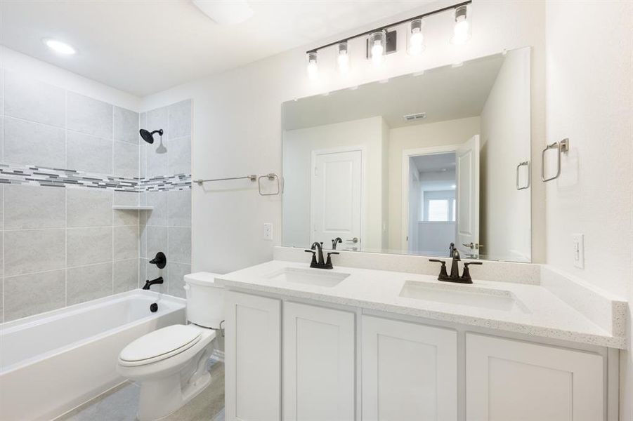 Furnished interior view inside a new home in Star Ranch, Godley (Image 10).