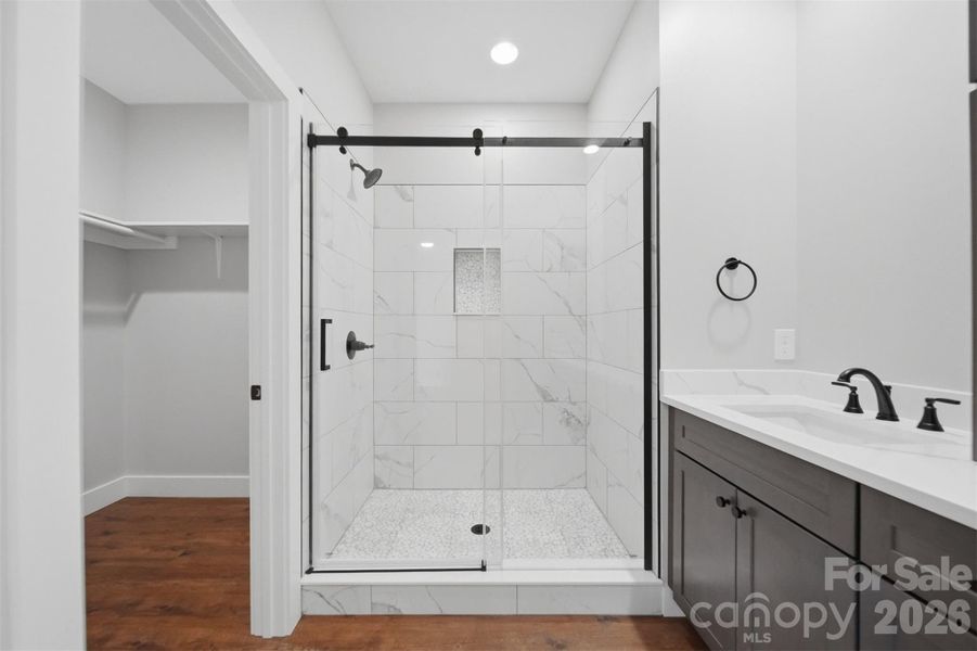 Furnished interior view inside a new home in , Lenoir (Image 15).