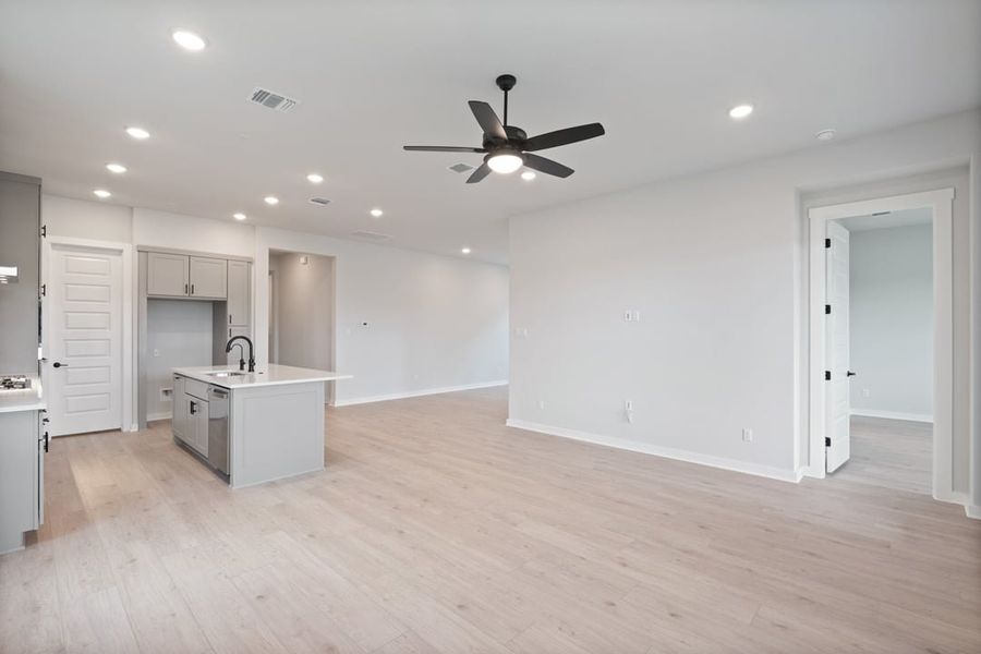 Spacious, unfurnished interior of a new home in Arbor Collection At Wolf Ranch, Georgetown (Image 32).