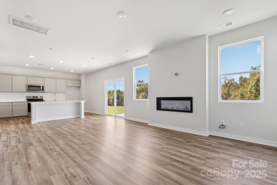 Spacious, unfurnished interior of a new home in Blue Sky Meadows, Monroe (Image 7). Spacious, unfurnished interior of a new home in Blue Sky Meadows, Monroe (Image 7).