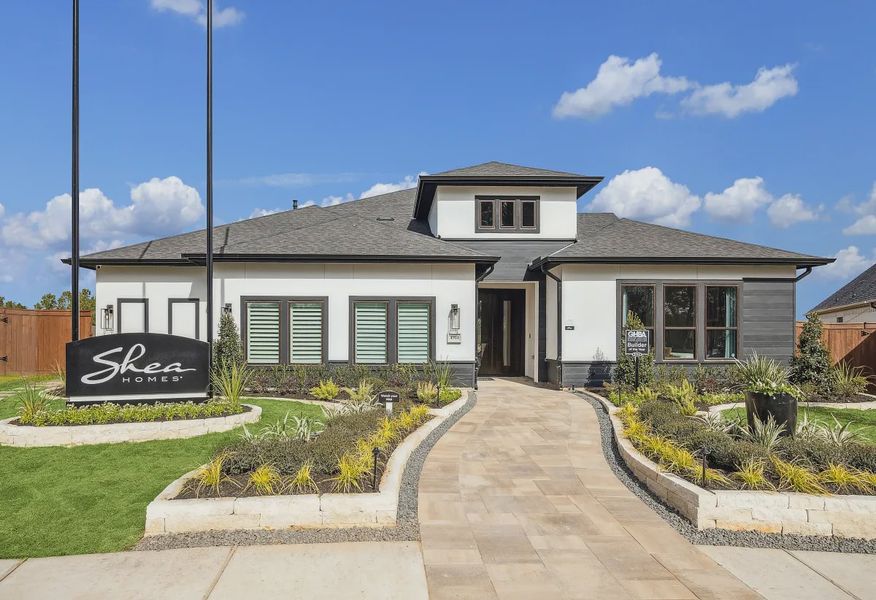 Plan 6029 Model Exterior - 1 of 24