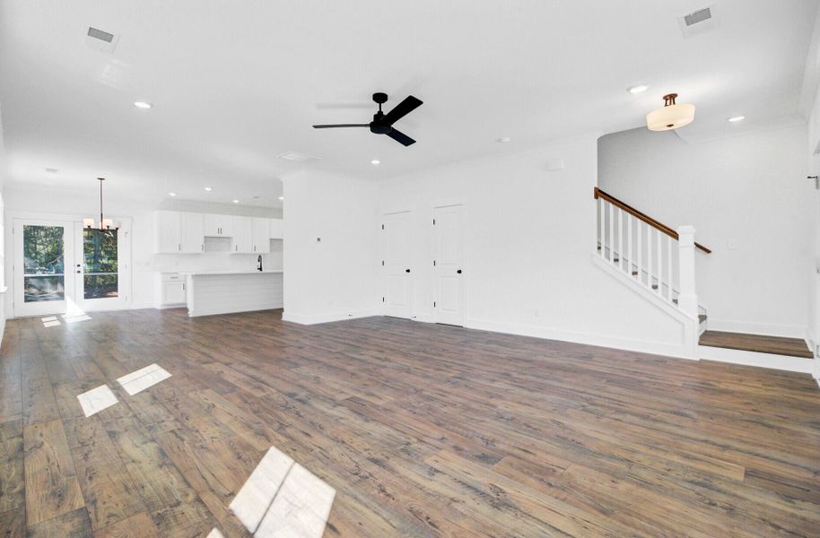 Spacious, unfurnished interior of a new home in , Charleston (Image 21).