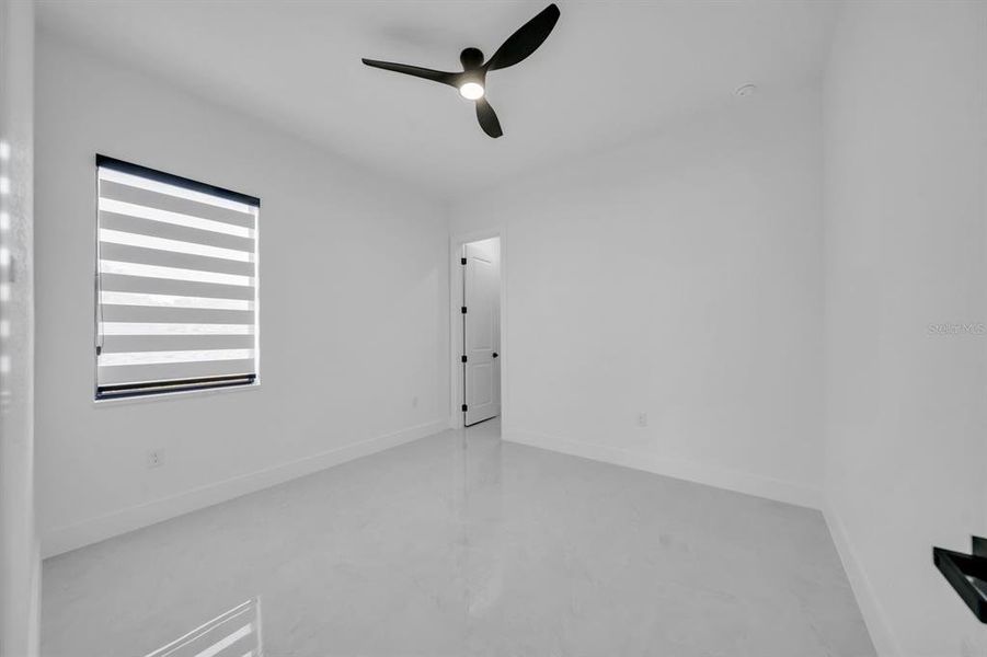 Spacious, unfurnished interior of a new home in , Lehigh Acres (Image 30).