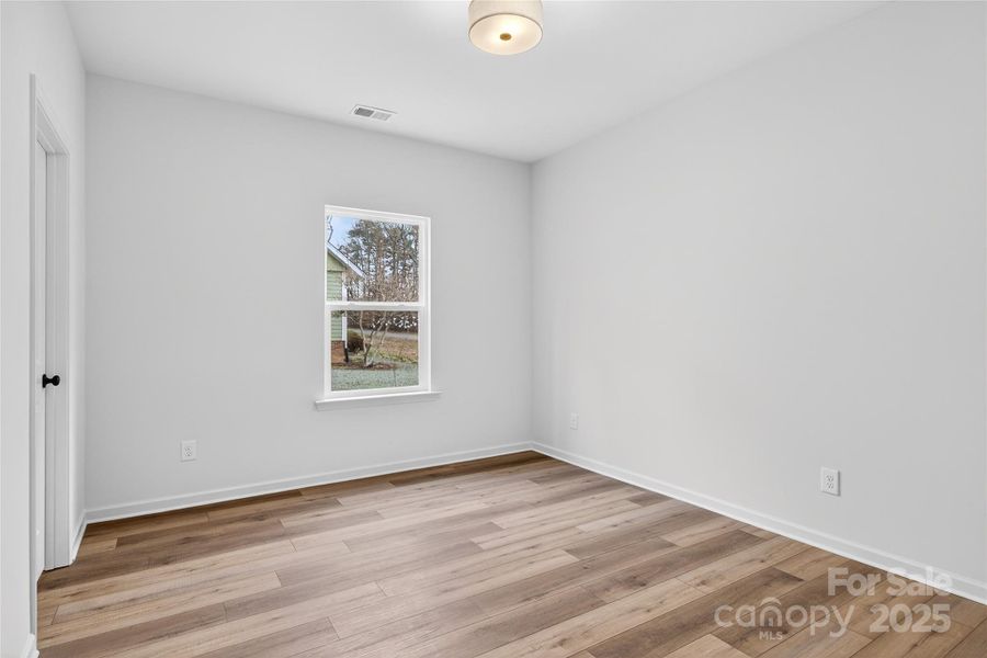 Spacious, unfurnished interior of a new home in , Charlotte (Image 20).