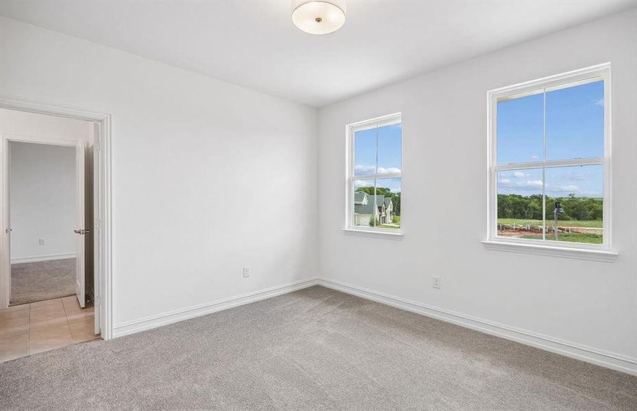 Secondary bedroom