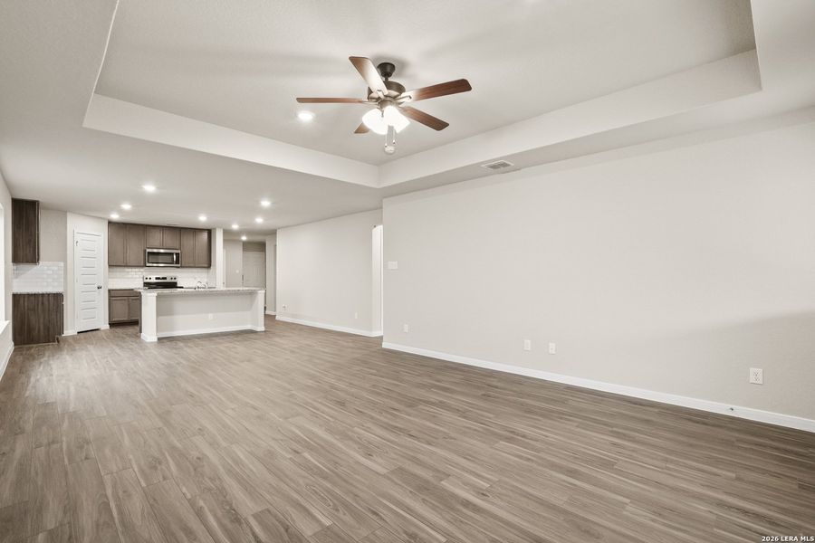 Spacious, unfurnished interior of a new home in Swenson Heights, Seguin (Image 25).