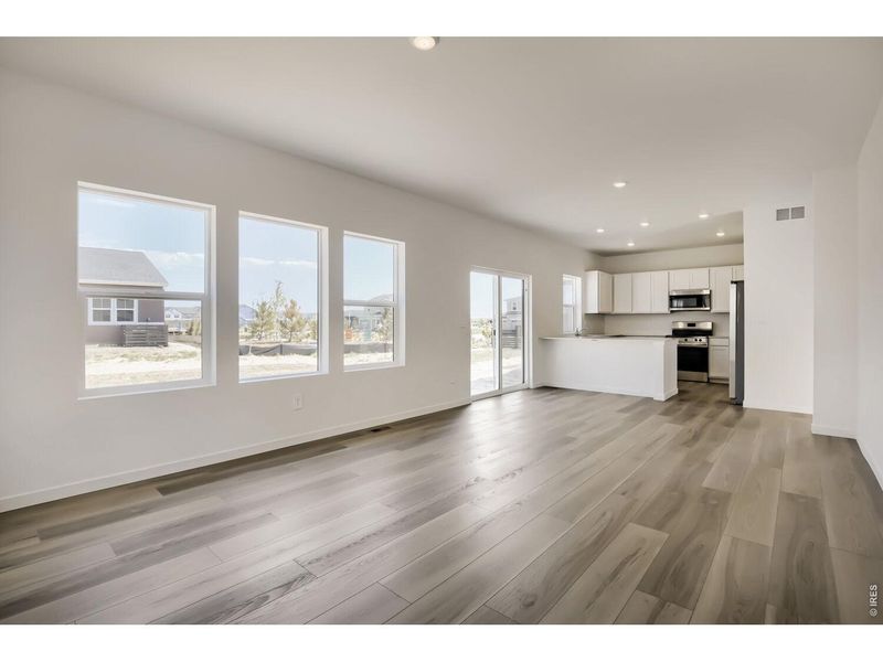 Spacious, unfurnished interior of a new home in Kinston, Loveland (Image 12).