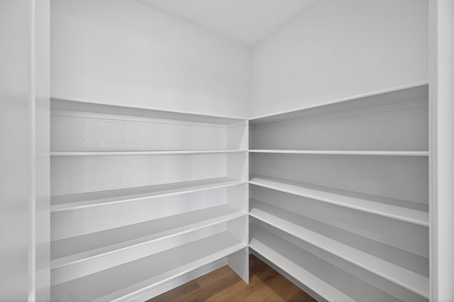 Spacious, unfurnished interior of a new home in Macanta, Castle Rock (Image 15). Spacious, unfurnished interior of a new home in Macanta, Castle Rock (Image 15).