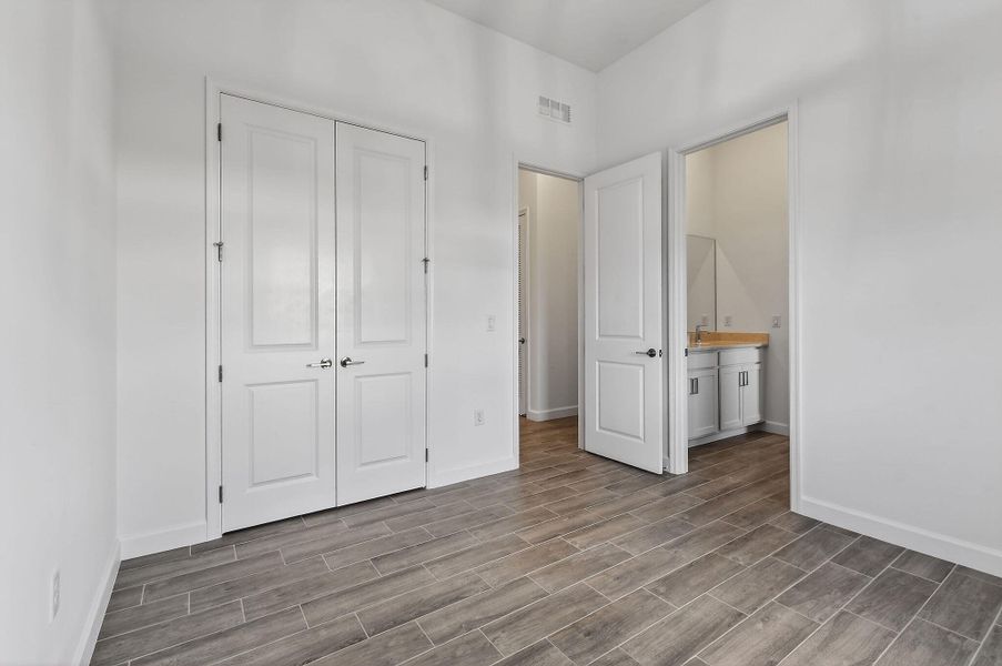 473SEFascinoCircleAerials(1)