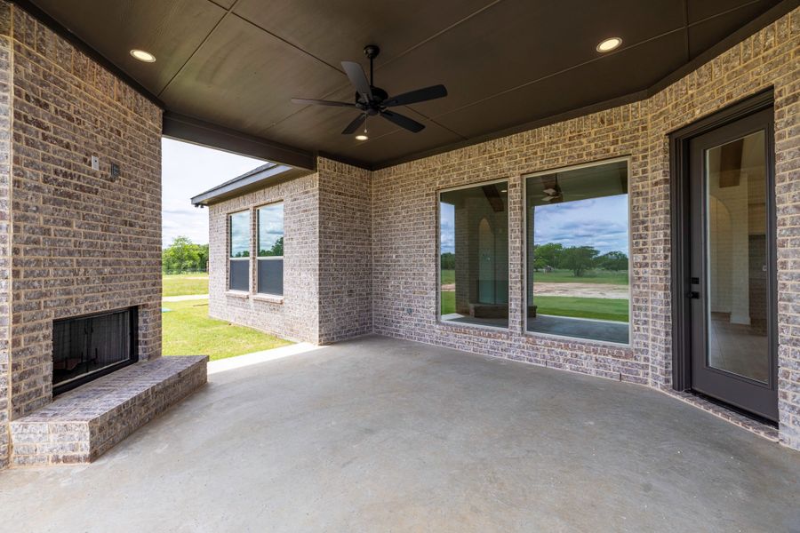Spacious, unfurnished interior of a new home in Prairie Winds Estates, Poolville (Image 21). Spacious, unfurnished interior of a new home in Prairie Winds Estates, Poolville (Image 21).